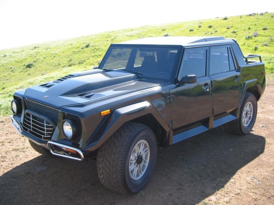  Lamborghini LM002 1986 года  (фото 10 из 35)